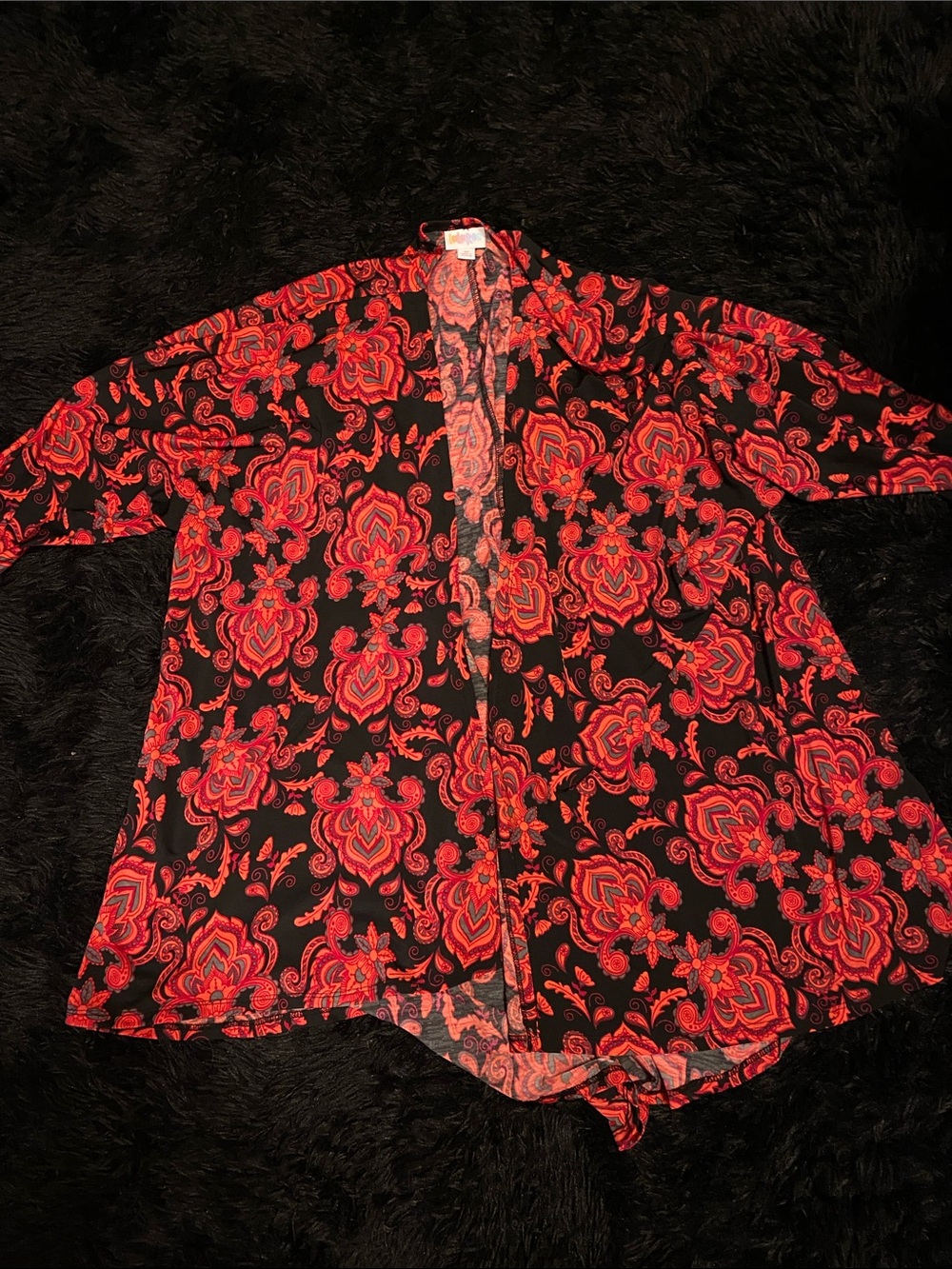 🔥🔥🔥LuLaRoe Black Cardigan with Red Paisley Floral Print🔥🔥
